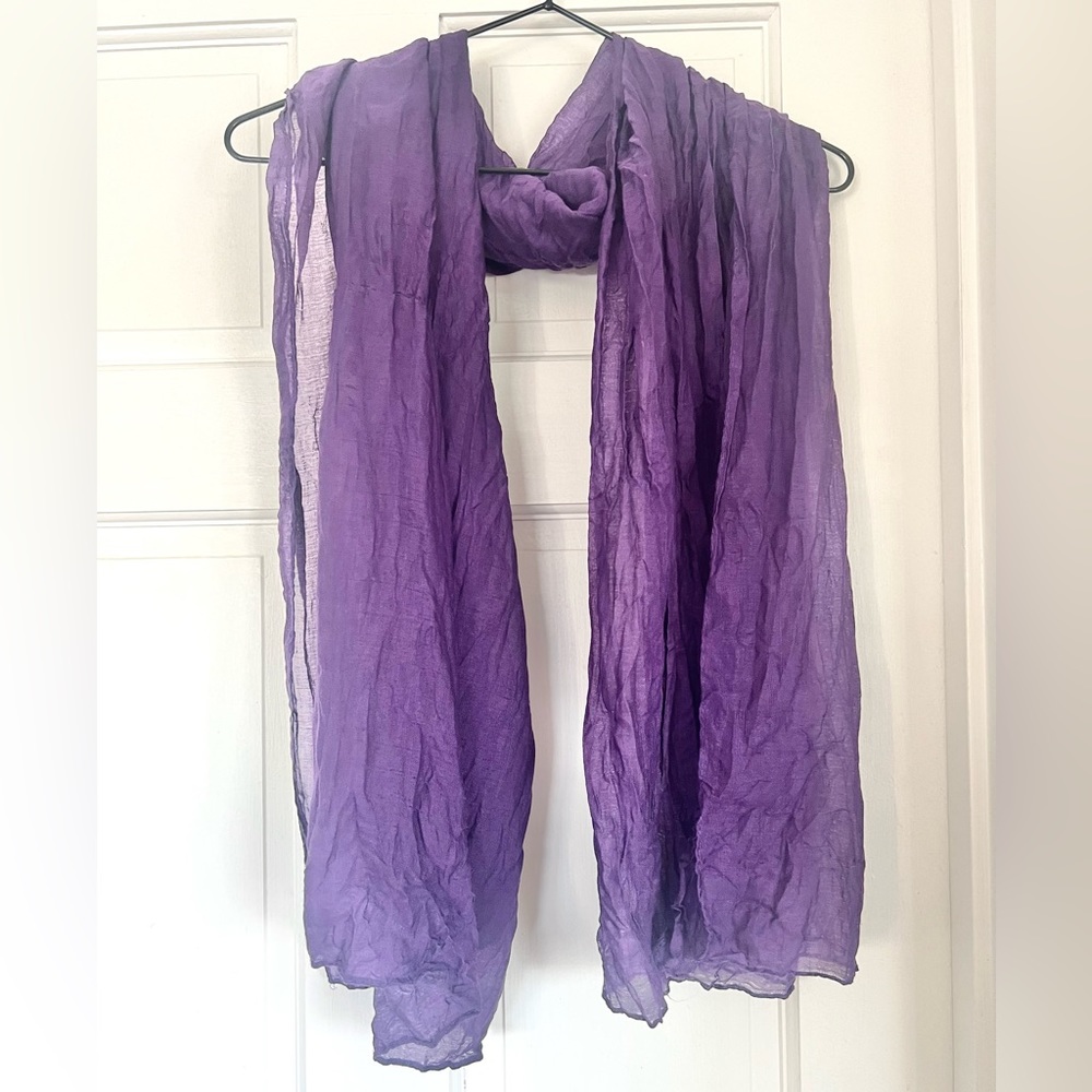 Versatile sheer purple scarf 🧣